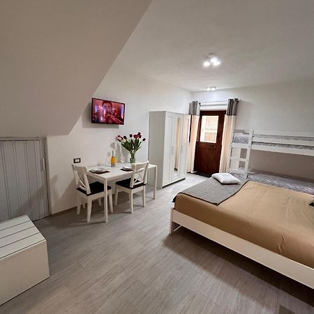 SantʼAntìoco Casa Peppina 아파트 외부 사진